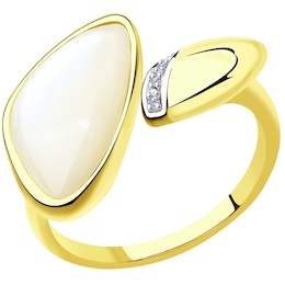 Кольцо из желтого золота с бриллиантами и перламутром 1011884-2