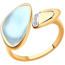Кольцо из золота с бриллиантами и дуплетом из топаза и перламутра 1011884-6
