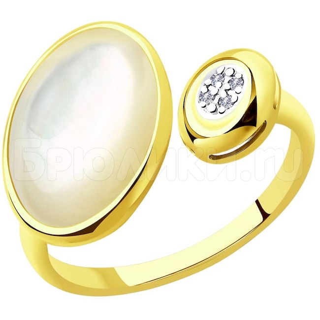 Кольцо из желтого золота с бриллиантами и перламутром 1011886-2