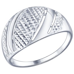 Кольцо из серебра с алмазной гранью 94011579